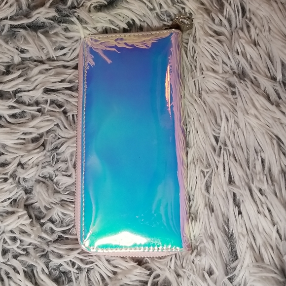 Holographic Wallet - Picture 5 of 15